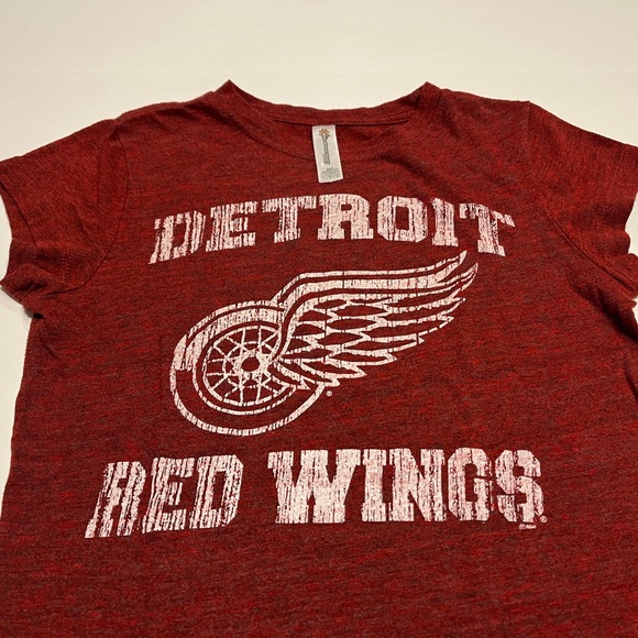 Detroit Red Wings Tee - Picture 7 of 9
